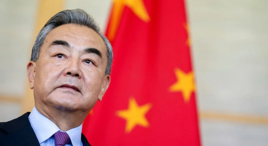 中国牵头建国际调解院，可不是“嘴炮”而是真行动！
20日外交部宣布，王毅30日将