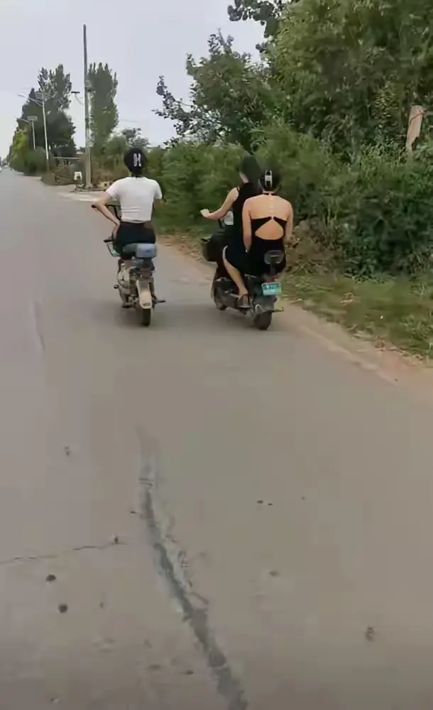 什么样的父母，会教育出这种孩子？