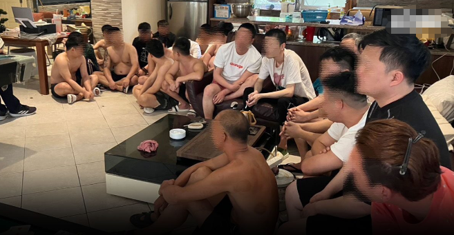 26名中国人在泰国被捕，其中仅有1位女性。
这是一个专坑中国人的诈骗团伙，他们在