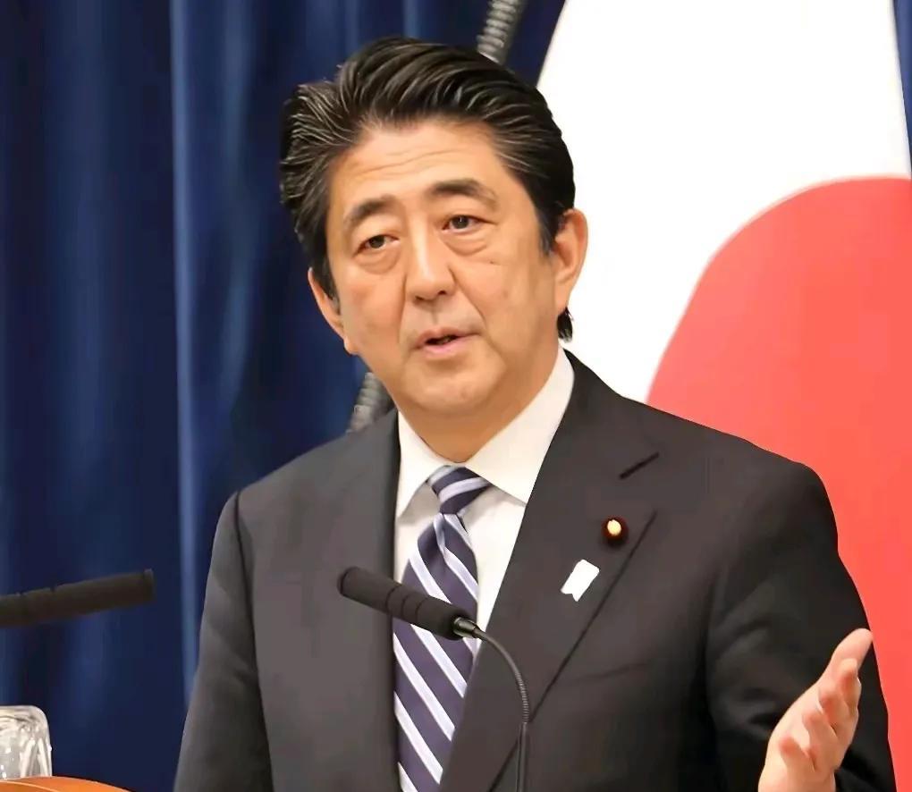 石破茂确实不能小看，能想到安排安倍晋三的遗孀安倍昭惠，5月29日去俄罗斯找普京打