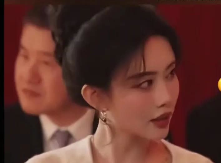 原来这就叫娇嗔[舔屏][舔屏][舔屏][舔屏][舔屏]我允许你们像黄子韬一样公布