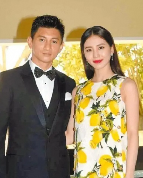 吴奇隆刘诗诗一家三口同框，实力打脸婚变传闻！