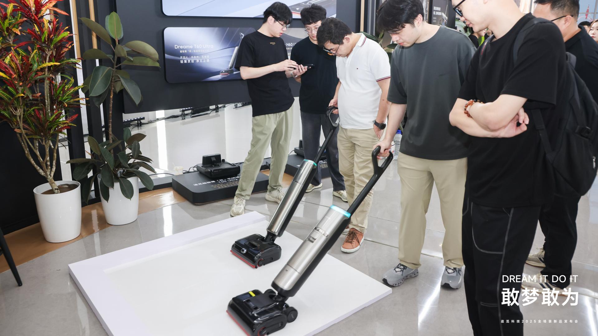 行业最强0缠绕洗地机来了！从此告别“缠毛噩梦”