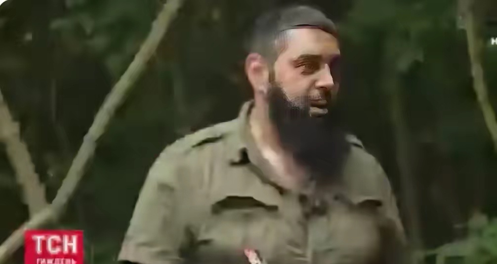 乌军第47独立机械化旅突击连指挥官哈姆雷特最近接受媒体采访时说：“差不多两千号哥