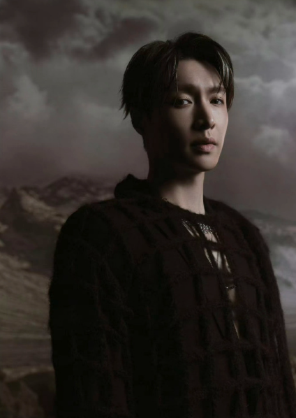 该预告照为EXO第八张正规专辑《REVERXE》的“Reverse 03”概念主