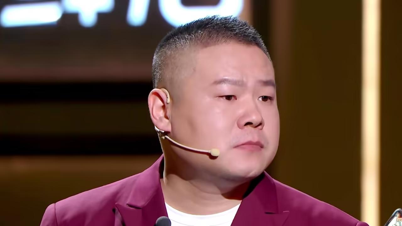 岳云鹏在台上永远是那个憨态可掬的胖子