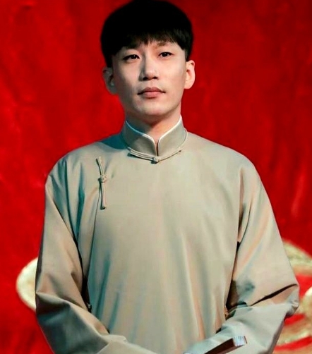 导演一句“别演了”把镜头怼到脸上

观众投票垫底，播放量只有郭麒麟十分之一

何