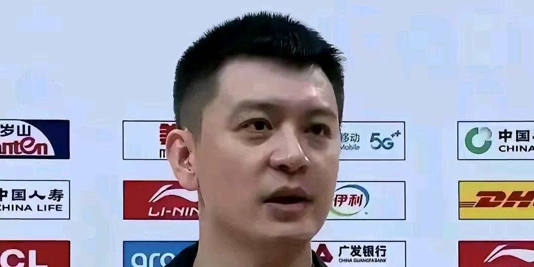 距离辽宁队主场大胜山东高速的比赛已经过去了两天，但辽宁队主帅杨鸣与技术代表互喷的