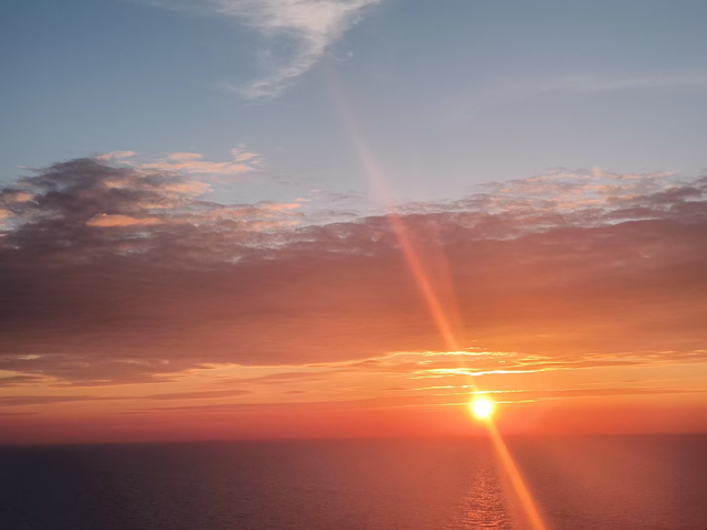 二选一该舍谁雅阁蒙迪欧之一
之前选了英仕派1.5T精英版，都下订金了，后面因为各