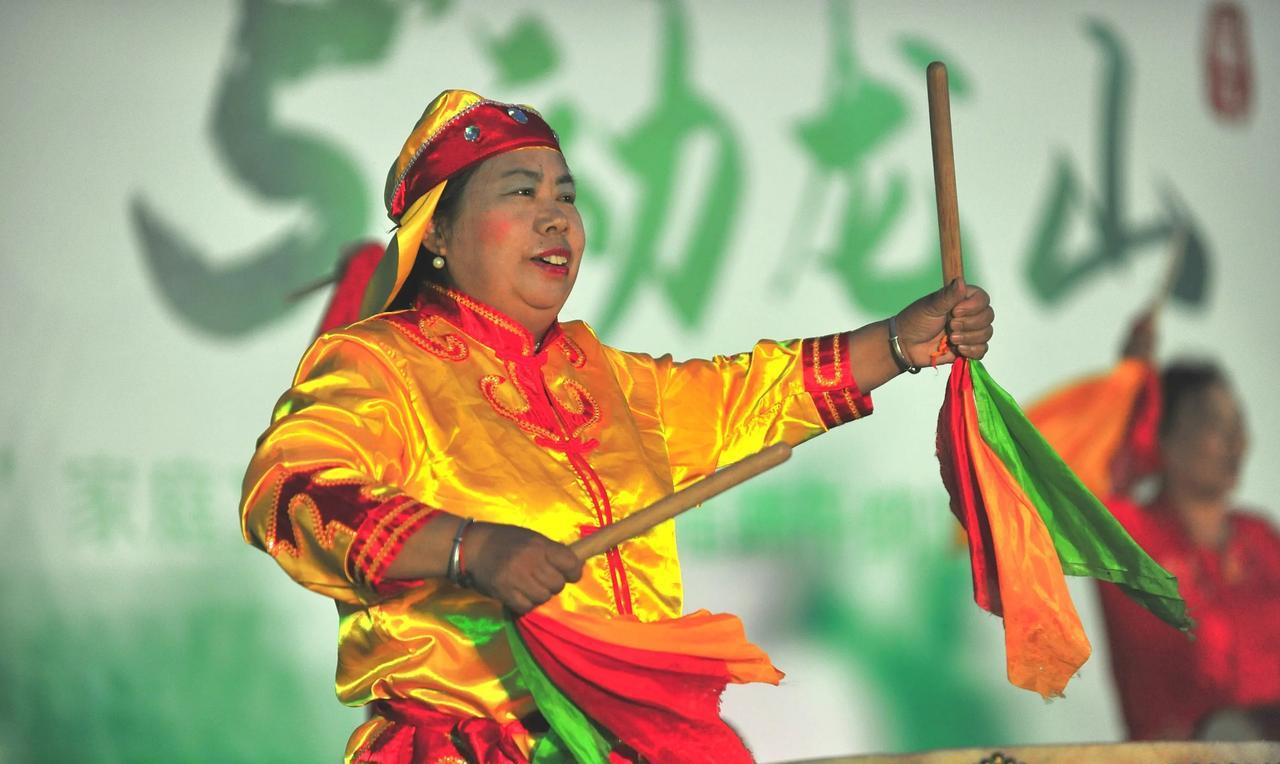 #特朗普：焚烧美国国旗应被判处监禁#美丽国怎么回事？特朗普靠谱吗？#宝哥视界# 
