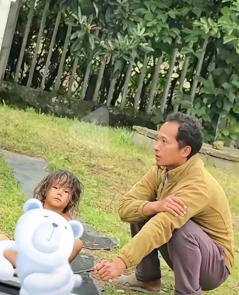 野孩子的父亲被曝光了，叫李枝虎