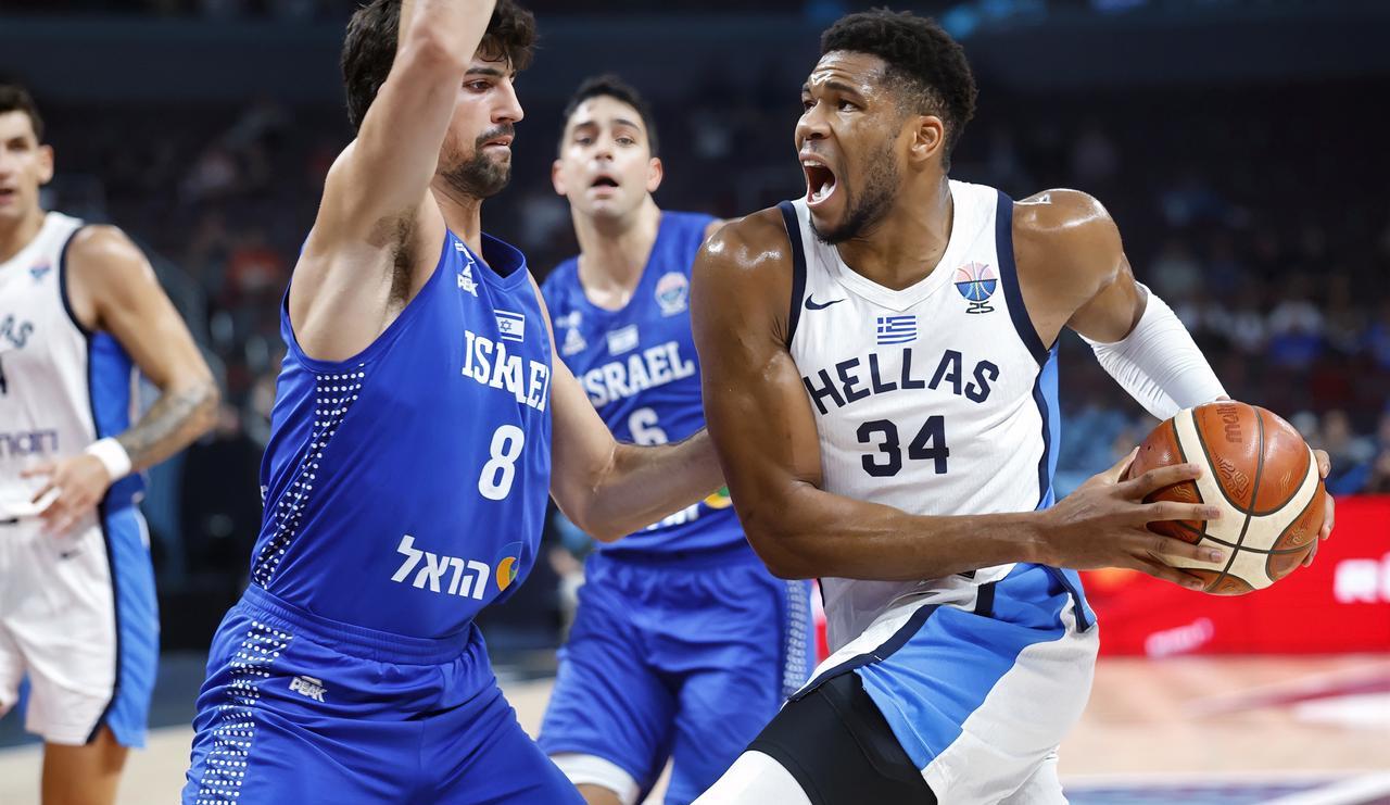 字母哥：约老师，你说谁是NBA现役第一人？
约基奇：他们都说我是呢！！！
字母哥
