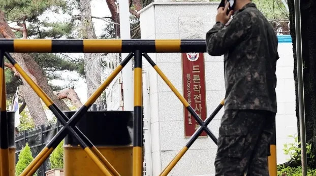 尹锡悦狱中喊话：不让见人太坏了











天呐！前总统尹锡悦被关起来