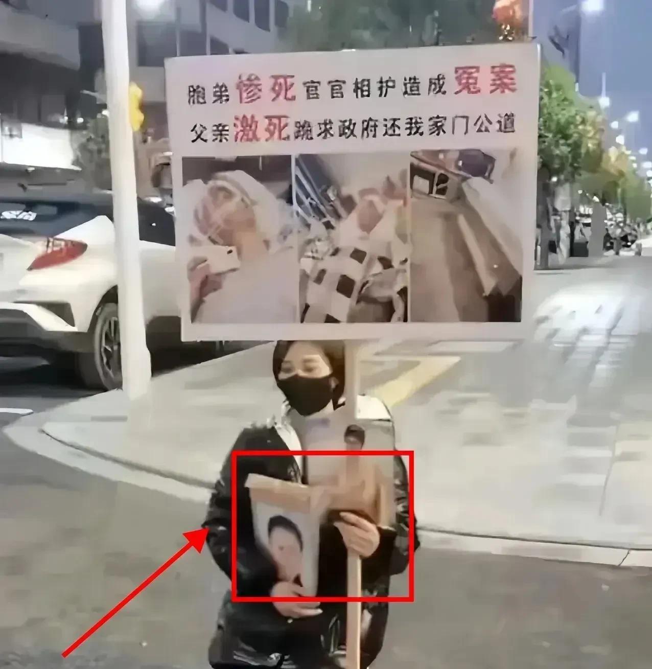 伟大的姐姐！为了替被打死的弟弟讨回公道，她丢了工作，卖了房，离了婚，父亲去世了，