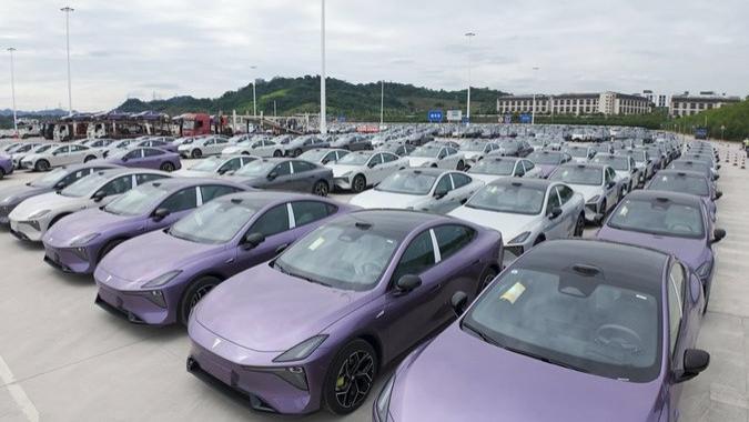 等久了！深蓝L06即将登陆全国门店，智能驾趣触手可及！