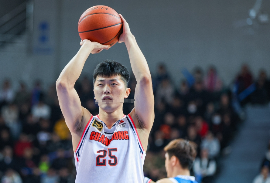 CBA俱乐部杯武汉赛区，广东93-106不敌山西。
此役广东球员张皓嘉表现不佳，