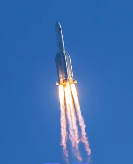 登月火箭传出新消息，系留点火成功，九天揽月快要成了！

15日15时，文昌的海风