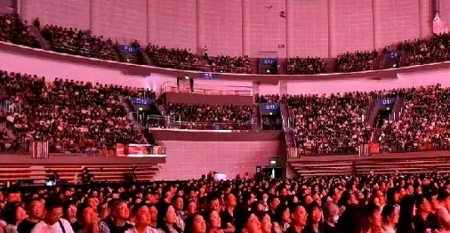 郭德纲，高调发文！

5月31日下午，郭德纲老师又在社交平台高调发文了！

他难