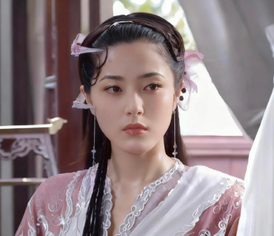 谁知道这是曾黎的哪部剧，真的好美好有气质！ ​​​