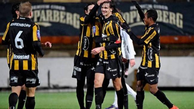 11月23日费耶诺德vs奈梅亨，特尔斯达vs乌德勒支的前瞻比赛分析