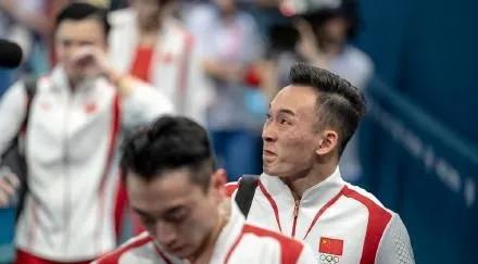 都在谈论着什么尚方宝剑！
都在谈论着什么农场主！
杨兰兰，如果网络传言为真，那么
