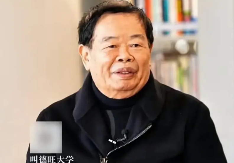 曹德旺：我没让大学叫“德旺大学”
曹德旺：当初大学可以选择我的名字，叫“德旺大学