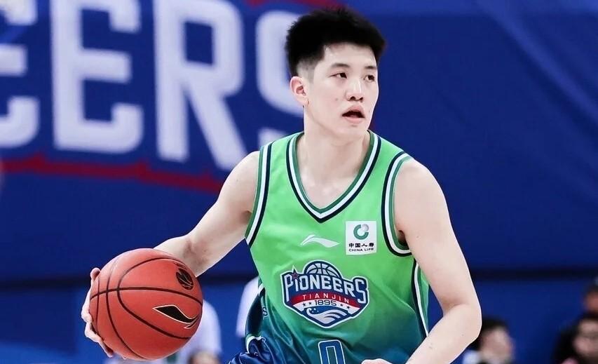 CBA联赛第10轮比赛全部结束，本轮共计10位本土球员得分20+，这也是本赛季开