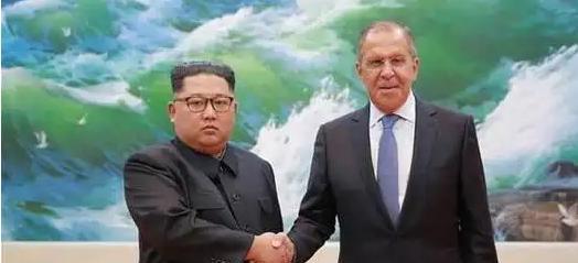 终于明白我国为啥一直没援助俄罗斯，看朝鲜如今处境就明白了，当时俄乌打的火热时，朝