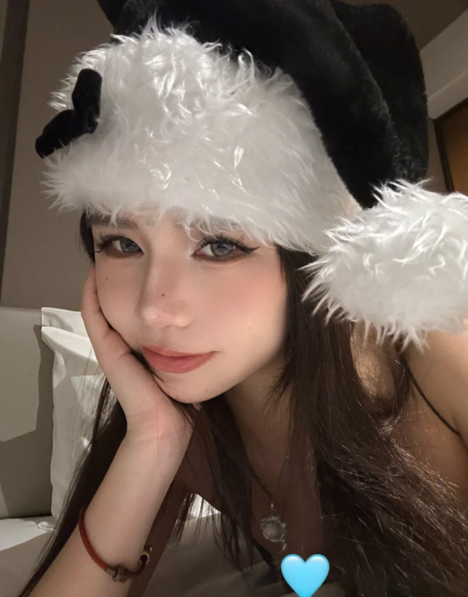 我和你好好说话，
你却以为我好说话。