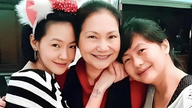 s妈发文惹人疼，小s状态堪忧，具俊晔一如既往，汪小菲学以致用