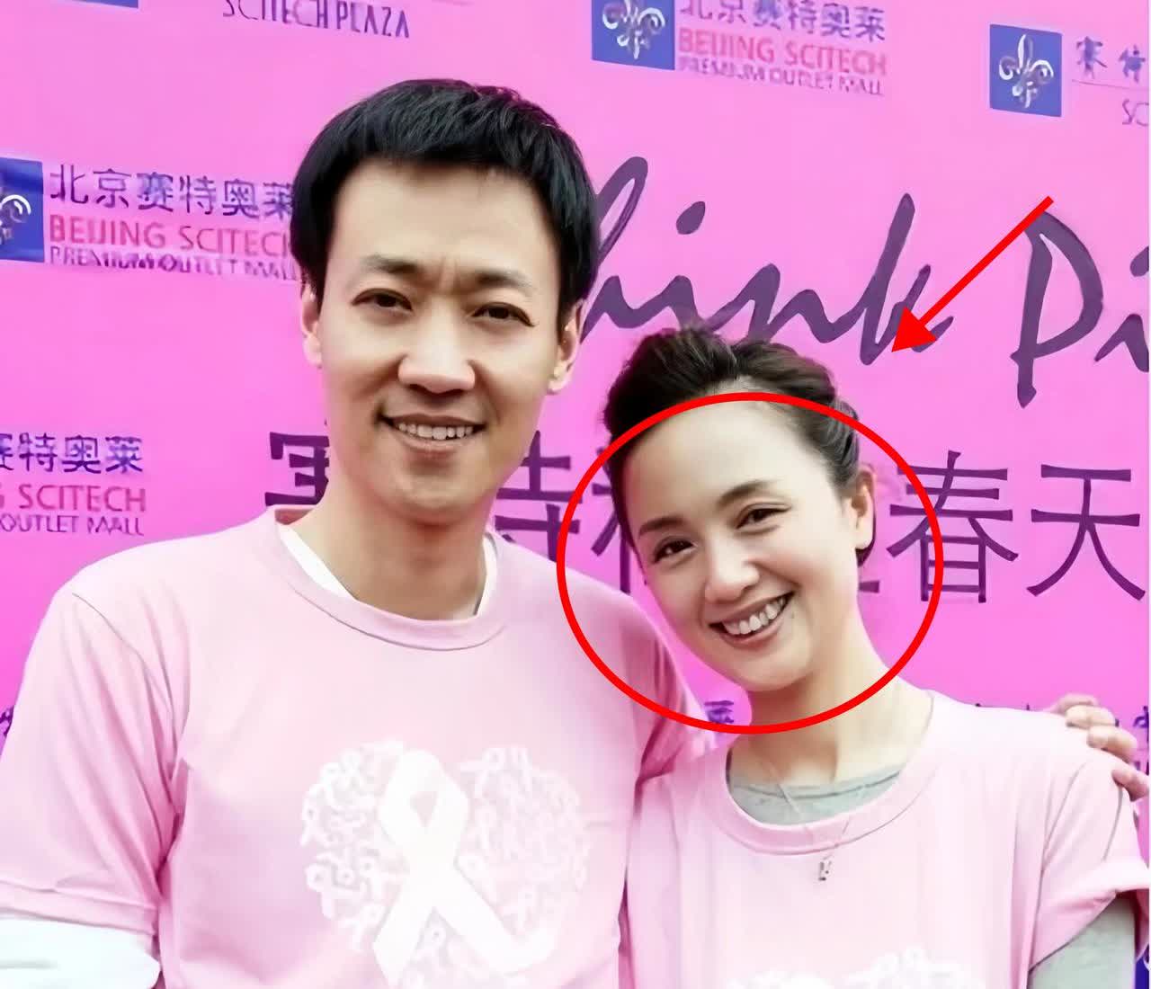 辛柏青说，媛媛走的那天很平静。

她跟癌症抗争快五年，不抱怨也不公布大众，依