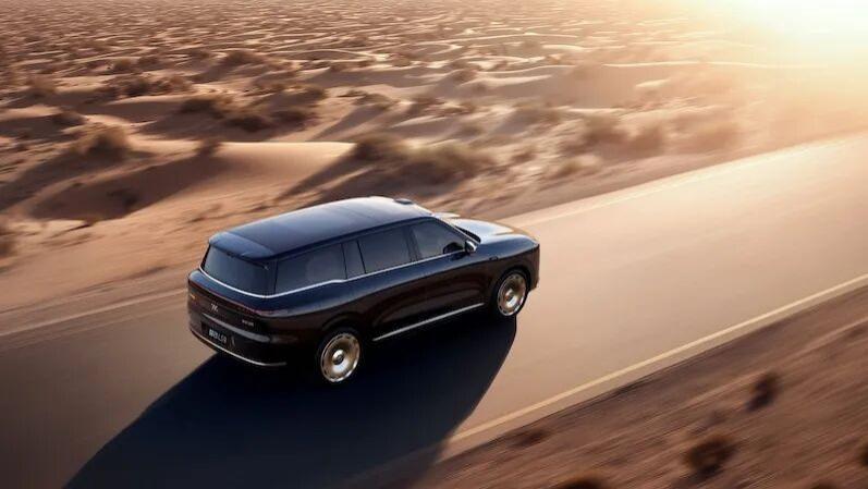 智己 LS9 上市，35 万级旗舰 SUV 卷疯了