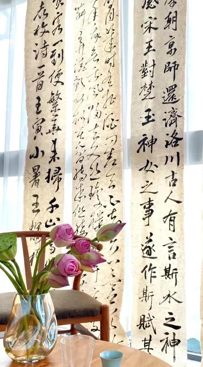 非常通透的话：“独来独往的人，没一个好惹的。你别看他一个人吃饭、一个人走路、话也