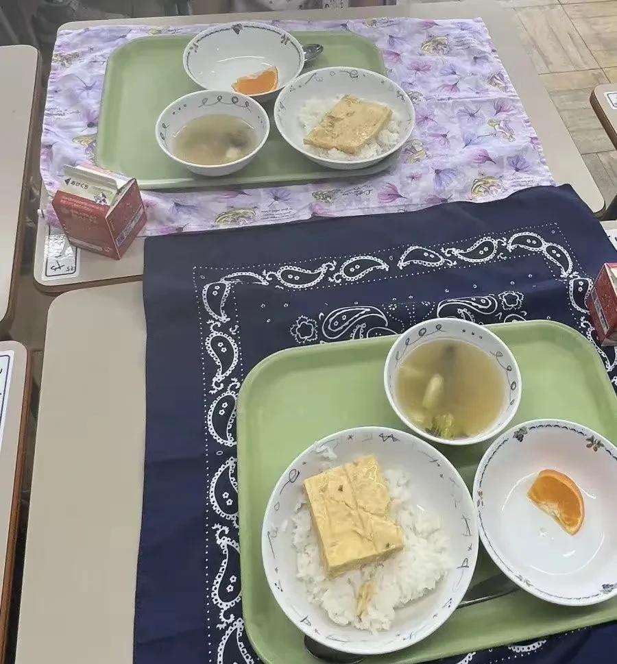        所以不要相信日本宣传保持饥饿能长寿的鬼话，明明是因为日本有一亿多人