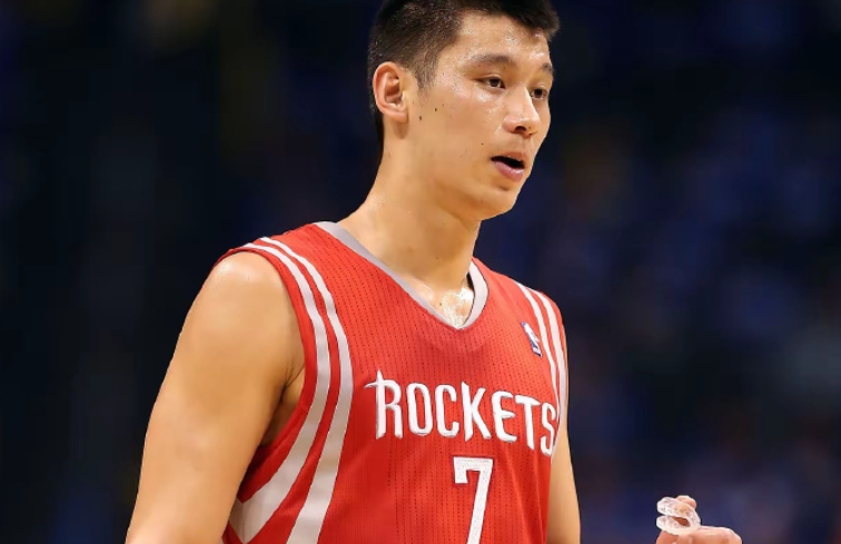 亚洲后卫的火炬传递！河村勇辉致敬林书豪传奇落幕
