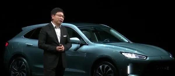 华为真不是造车的主儿，可人家赚钱的本事谁也比不了！一辆50万的问界M9，华为分走