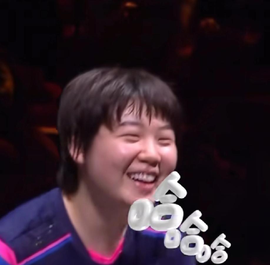 笑不活了，蒯蔓自己都没忍住，笑场了
蒯蔓陈垣宇3:2战胜申裕斌和林钟勋
接受采访