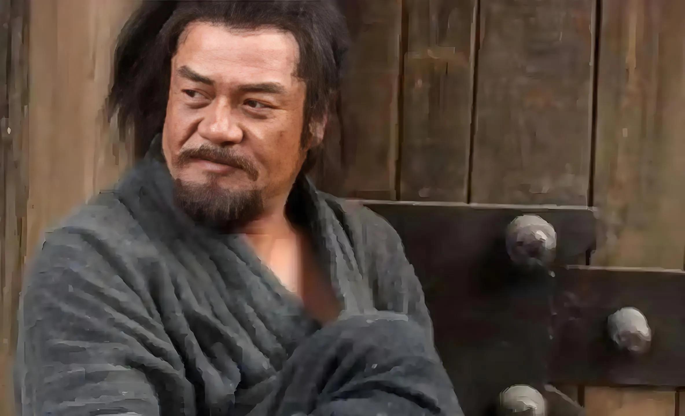 到底什么是帝王心术？

举个例子，曹无伤耍了一次两面派就被杀了，项羽光明磊落