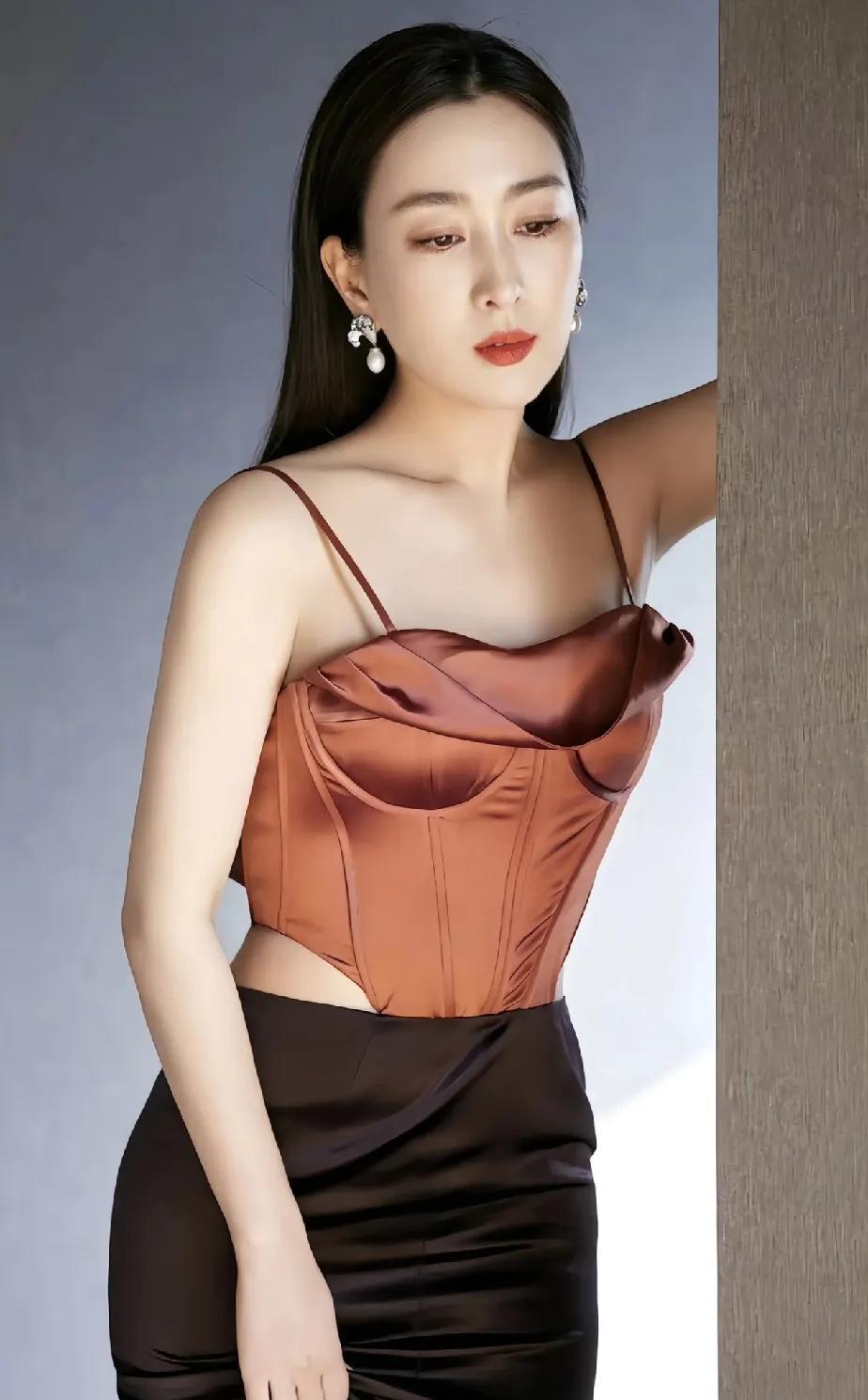 马苏，理想型女友。
一个美貌被严重低估的女演员，
当然，还有她的演技也是被低估的