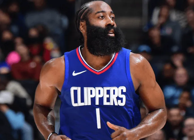 小萨很适合快船，希望管理层这次给点力
如果有小萨，哈登就不是必须打满，小萨挡拆其