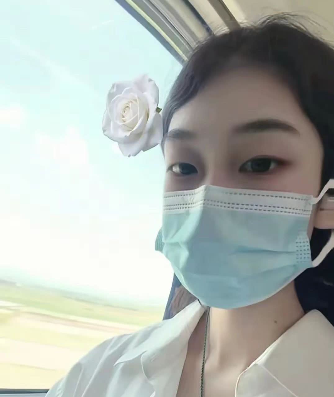 泪目！27岁女子因与男友分手太过悲痛心梗离世了，事发前一天她还在社交账号上发文质
