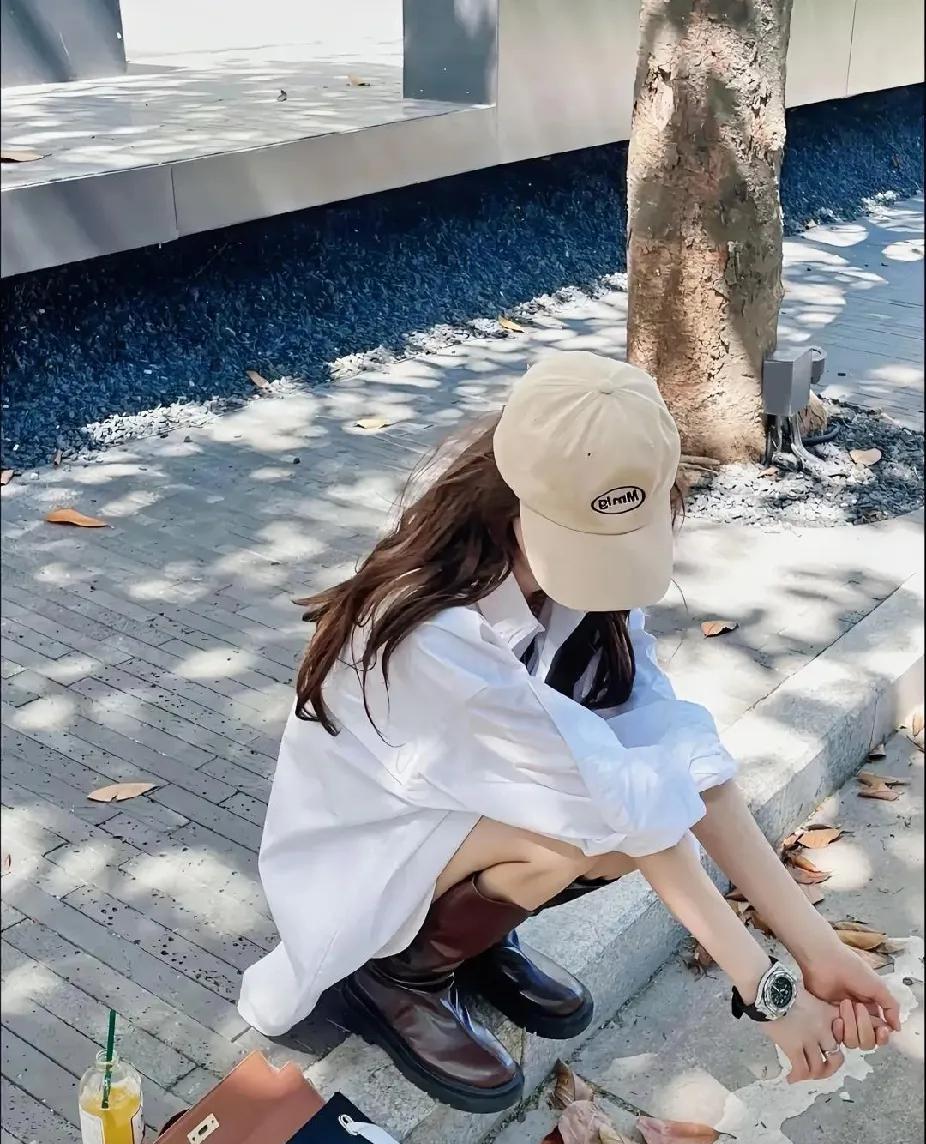 当代懒人现状你中了几条？
1、脏衣服存满一筐，才去洗
2、手机彻底没电，才去充