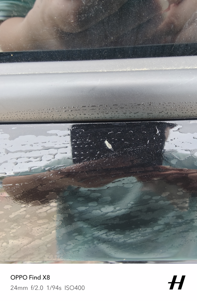 漏底漆了需要修复吗
一厘米不到。不知道咋搞到的。半年都没有