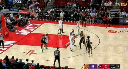 1节4失误——后卫让杜兰特拿球成了火箭大问题！
首发阿门、亚当斯连续2次（图1-