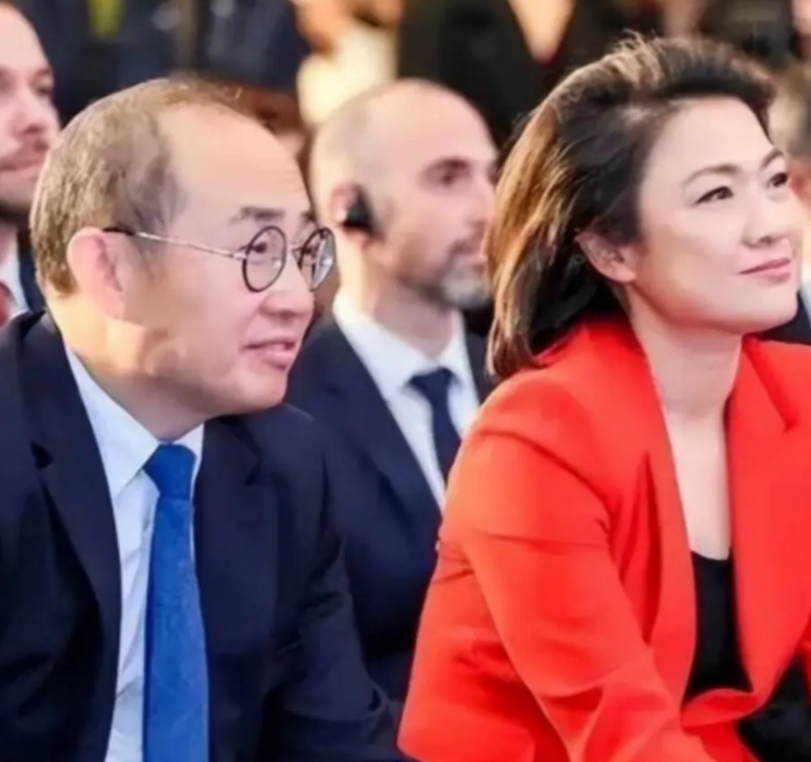美国突然禁止哈佛大学招收国际生，最尴尬的不是哈佛，也不是7000名留学生，而是潘