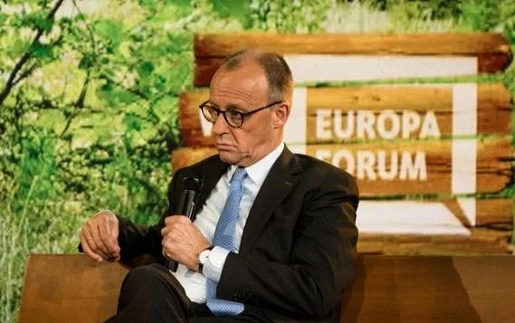 众所周知，二战时的轴心国，其核心成员是德国、意大利和日本。
几十年后的今天，也不