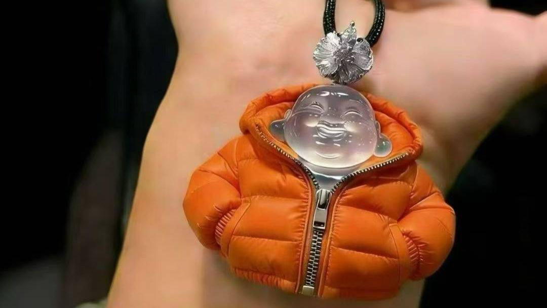 腾冲翡翠的文化底蕴：从马帮古道到现代收藏，万福荣祥带你读懂玉石背后的传承