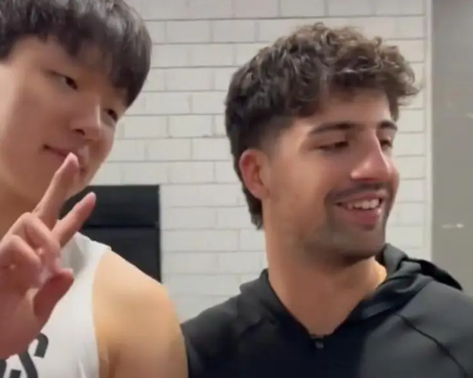 杨瀚森和阿夫迪亚不搭
上一场就觉得阿夫迪亚往持球大核的方向发展，这场也如出一辙，