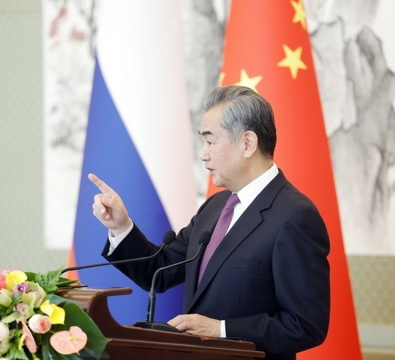 伊朗火线求援北京，中国亮明原则底线