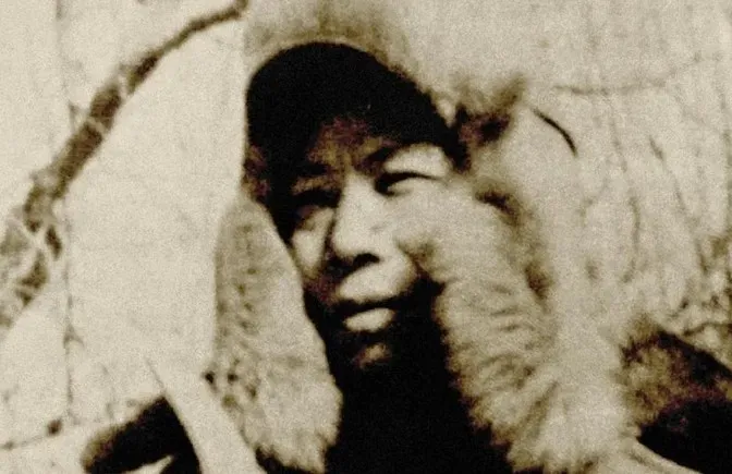 1949年，第46军副军长杨梅生率部南下，恰好途经湘潭易家湾。在街道上，杨副军长